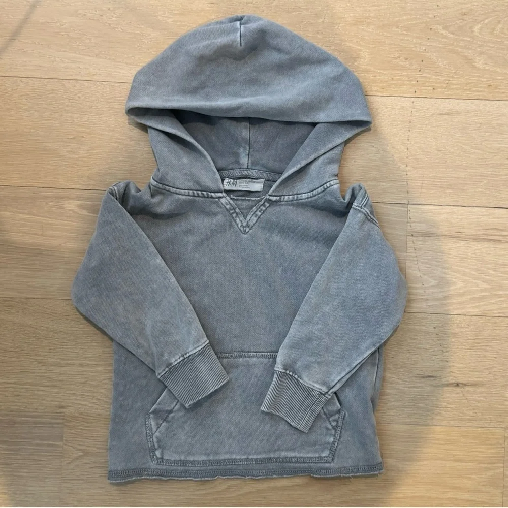 Lightweight Hoodie Sweatshirt - 2 years - Picture 1 of 5